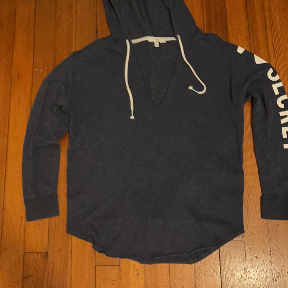 Victoria Secret Sweater Size S - image 2